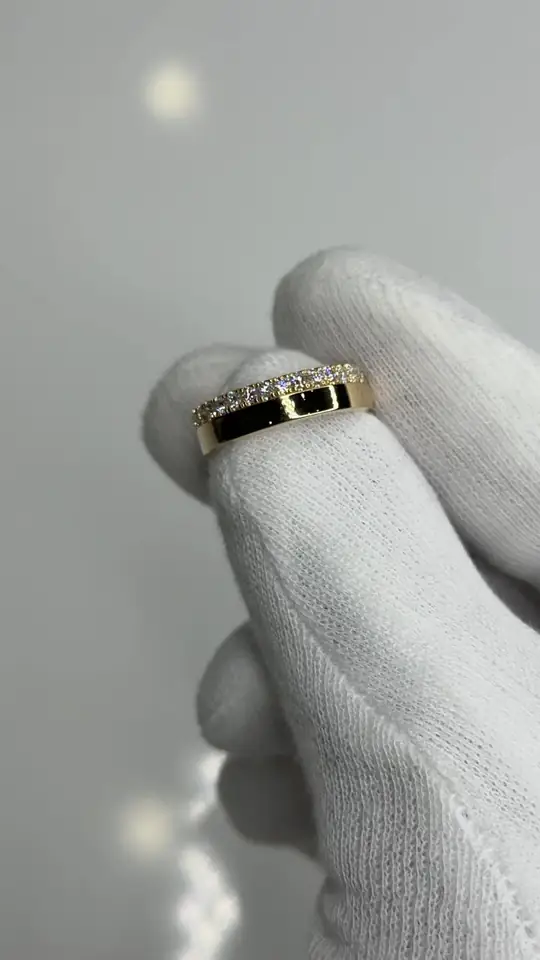Men's diamond band